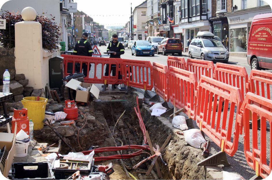 Knarlesborough High Street Cover